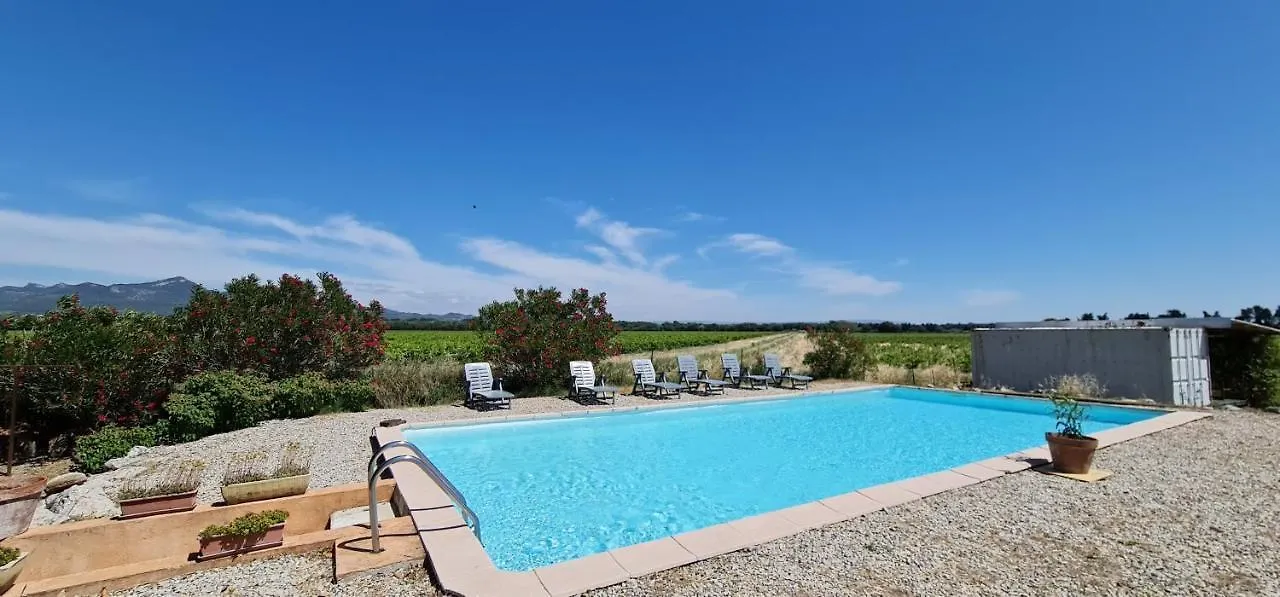 Studio 2 Personnes Avec Piscine Villa Jonquieres
