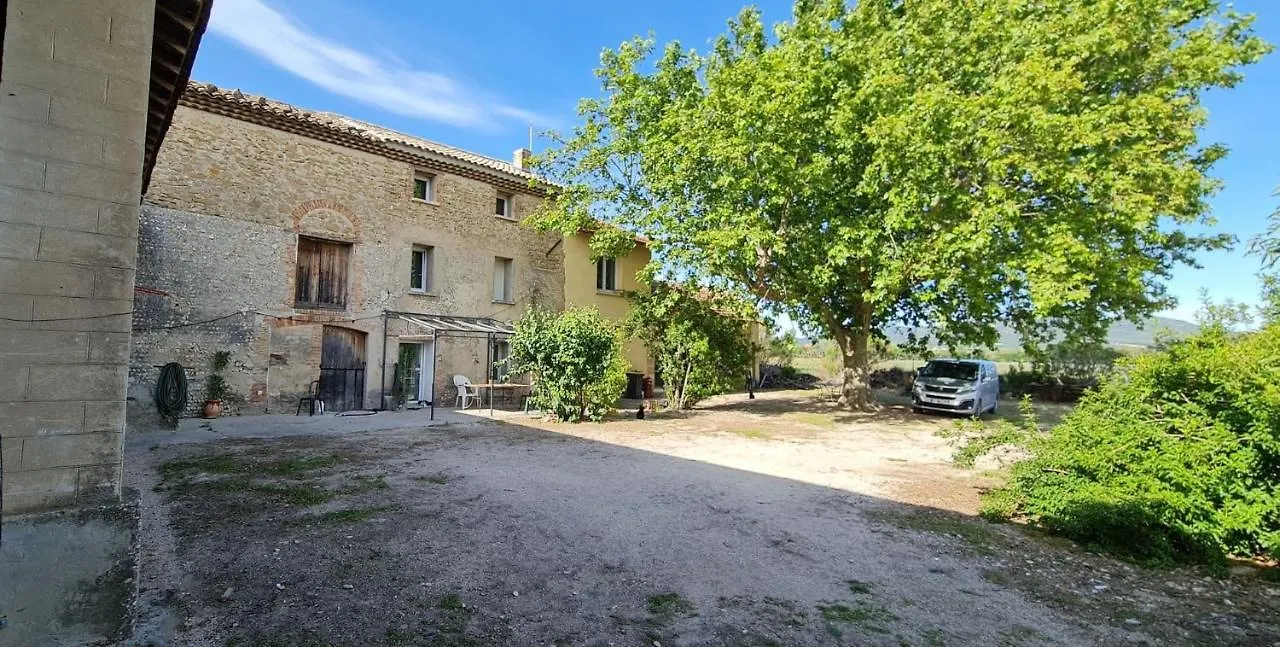 Holiday home Studio 2 Personnes Avec Piscine Villa Jonquieres